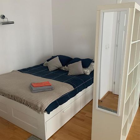 Apartament Francuska Pokoje Rooms Варшава Экстерьер фото