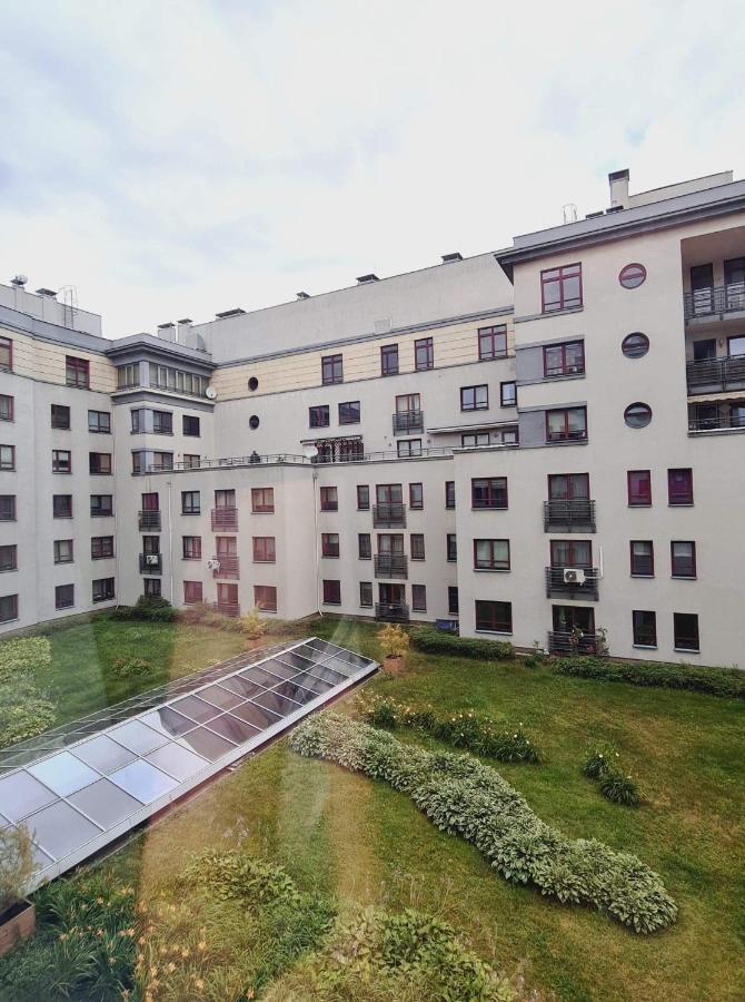 Apartament Francuska Pokoje Rooms Варшава Экстерьер фото